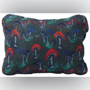 Set of 2 Thermarest Large Compressible Cinch Pillows